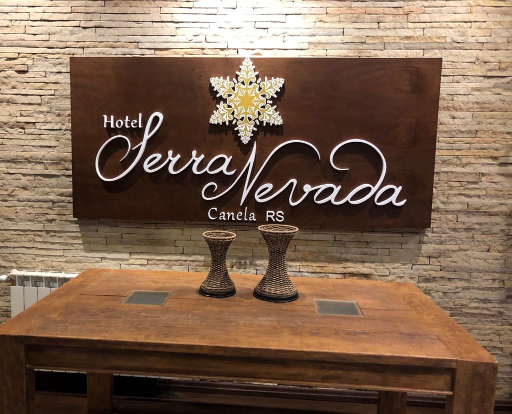 https://chicaslokas.com.br/2019/09/05/hotel-serra-nevada-canela/